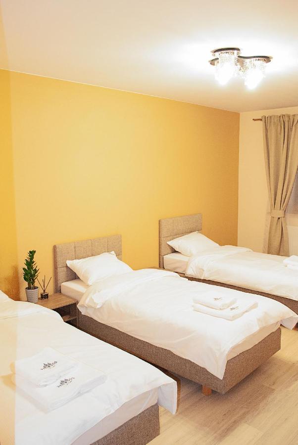 Redwood Hostel Lublino Esterno foto